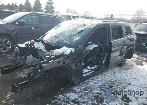 2018 Jeep Grand Cherokee Sterling Edition 4X4 from USA, damaged, VIN 1C4RJFBG4JC180326